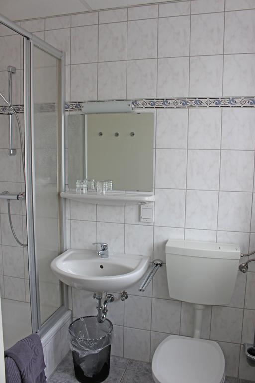 Hôtel Altes Schulhaus à Niederschlettenbach Extérieur photo